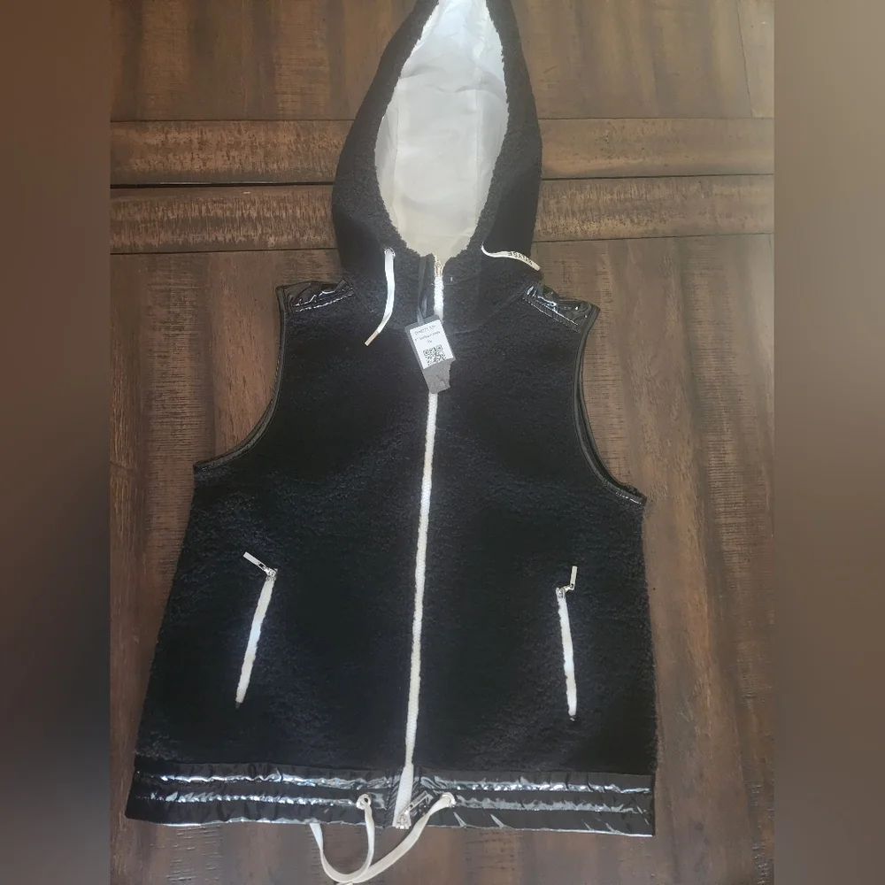 NWT‎ Bylyse Spenard Black Fleece Hoodie Vest XS